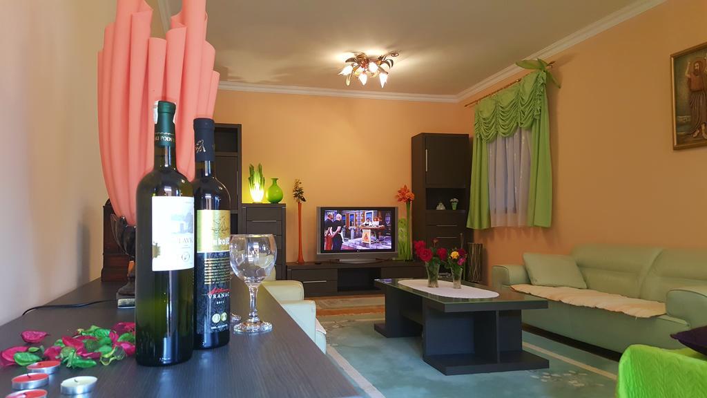 Apartment Andric 2 Τρέμπινιε Εξωτερικό φωτογραφία