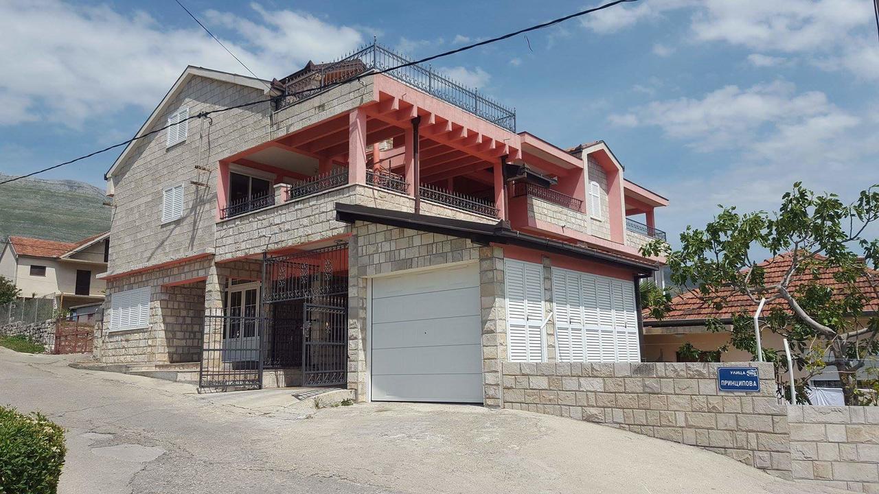 Apartment Andric 2 Τρέμπινιε Εξωτερικό φωτογραφία