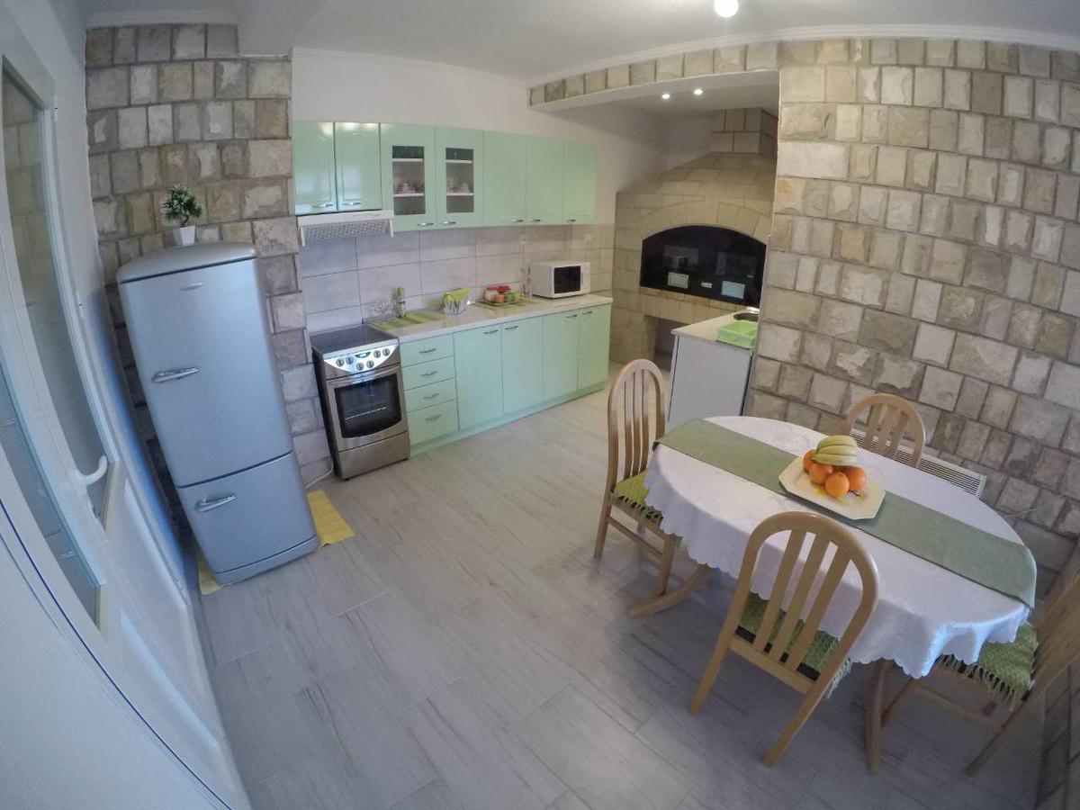 Apartment Andric 2 Τρέμπινιε Εξωτερικό φωτογραφία